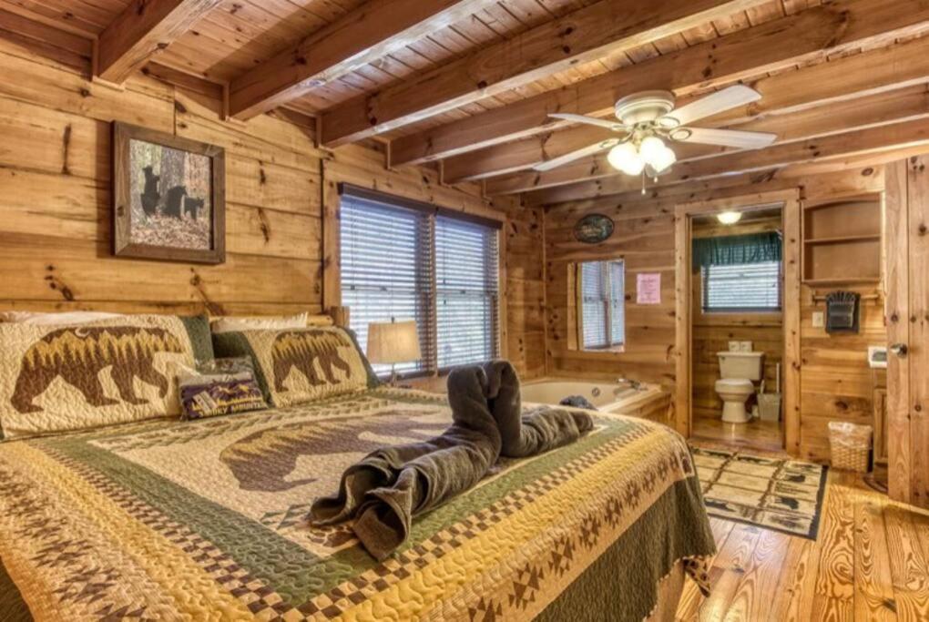 Lazy Bear Cabin Sevierville Eksteriør billede